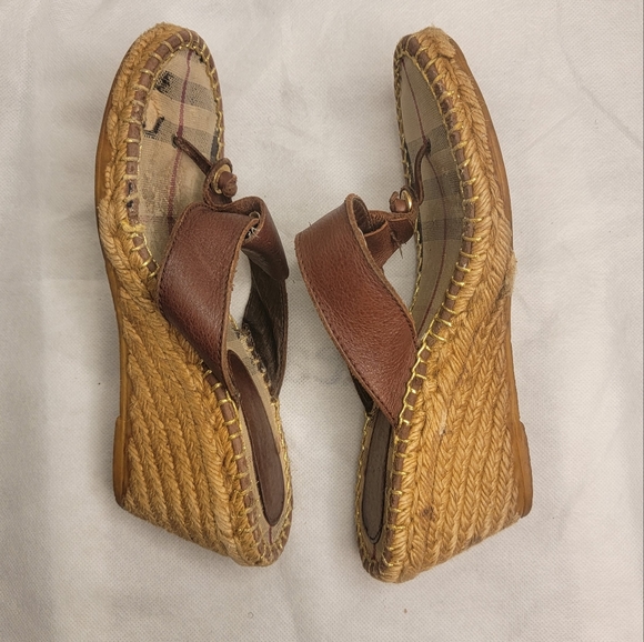 Women´s Burberry Nova Check Espadrille - Wedges - Picture 11 of 16